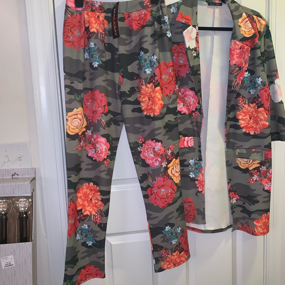 Two piece pant suit
